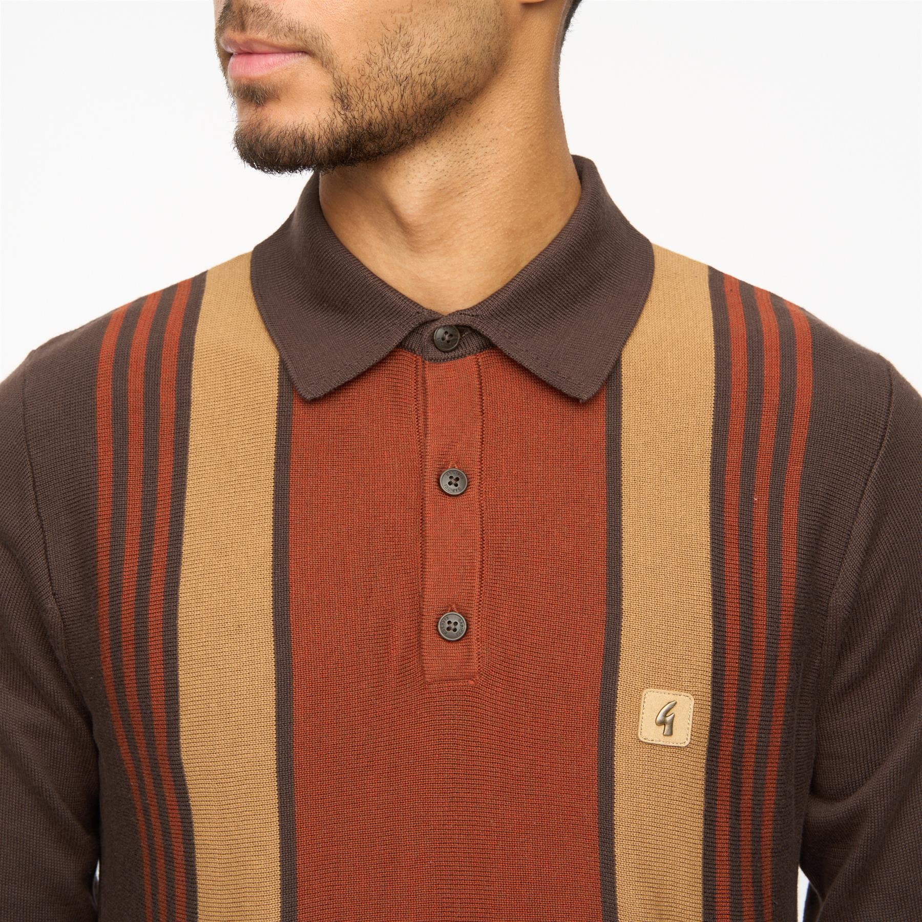 V55GM00 Mens Searle Long Sleeve Knitted Three Button Polo Gabicci Vintage - CLOVE