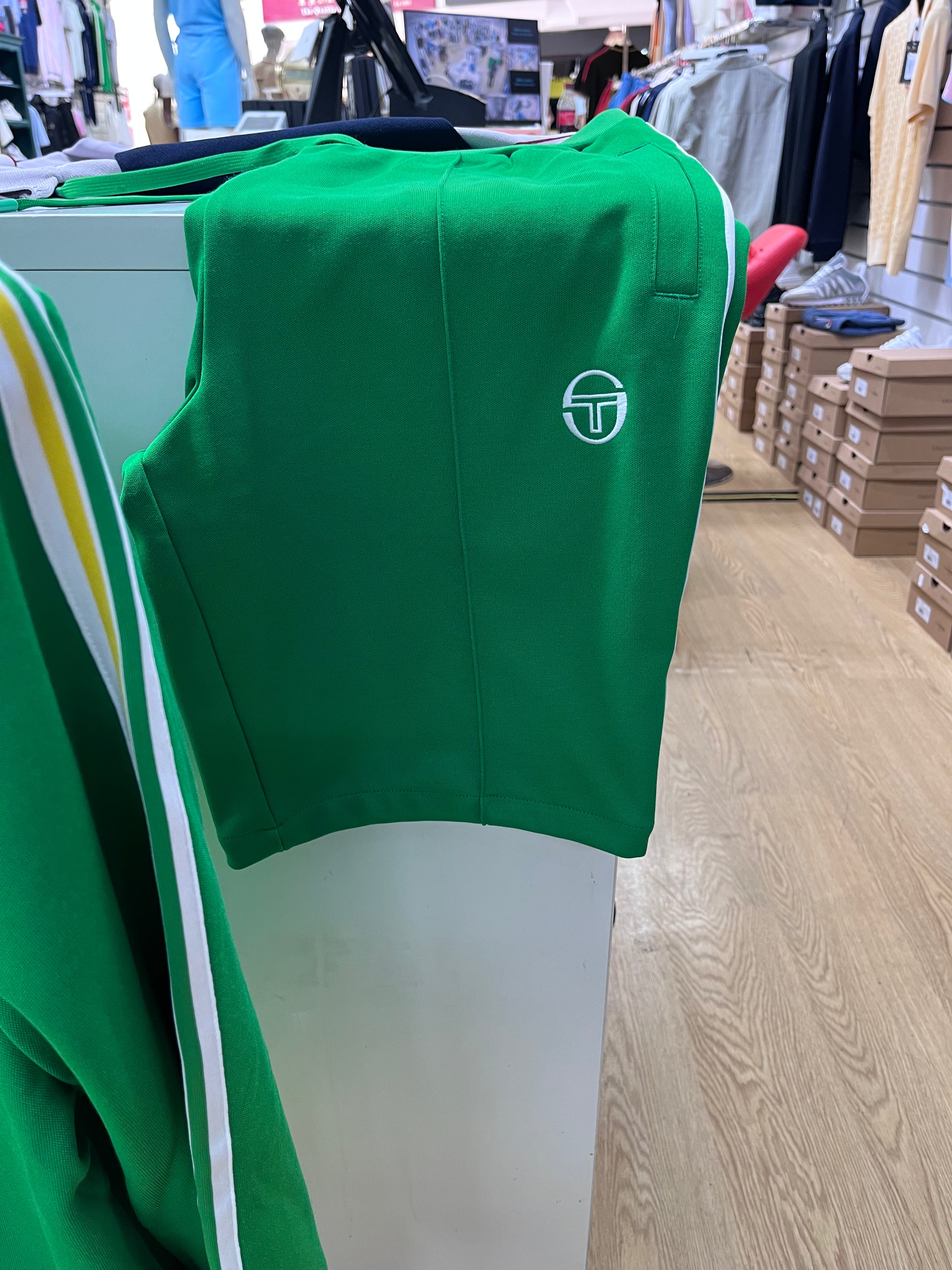 Sergio Tachinni short set