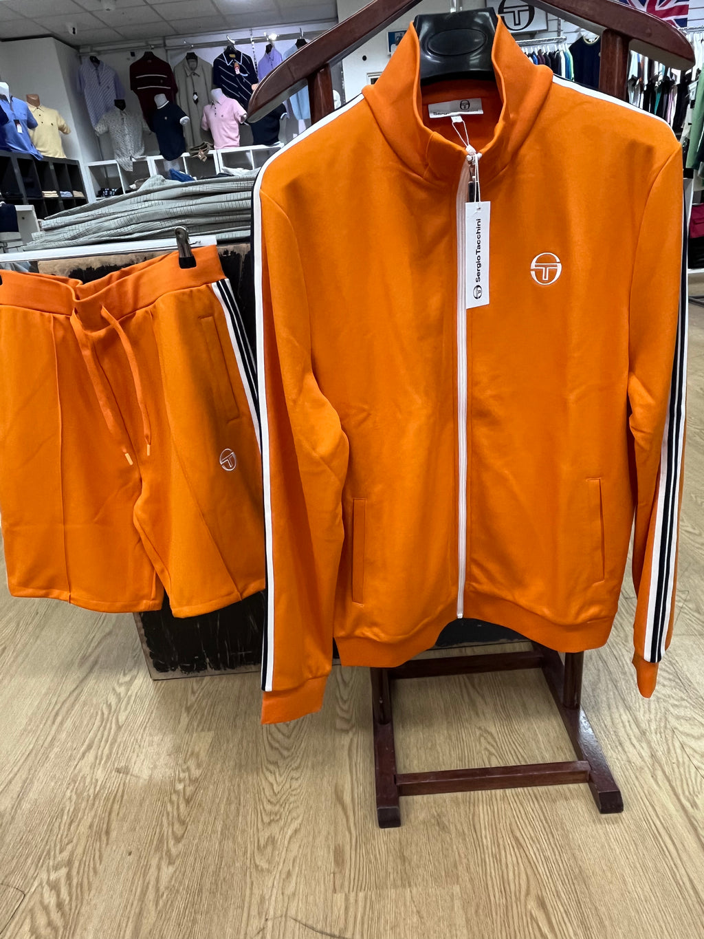 Sergio Tachinni short set
