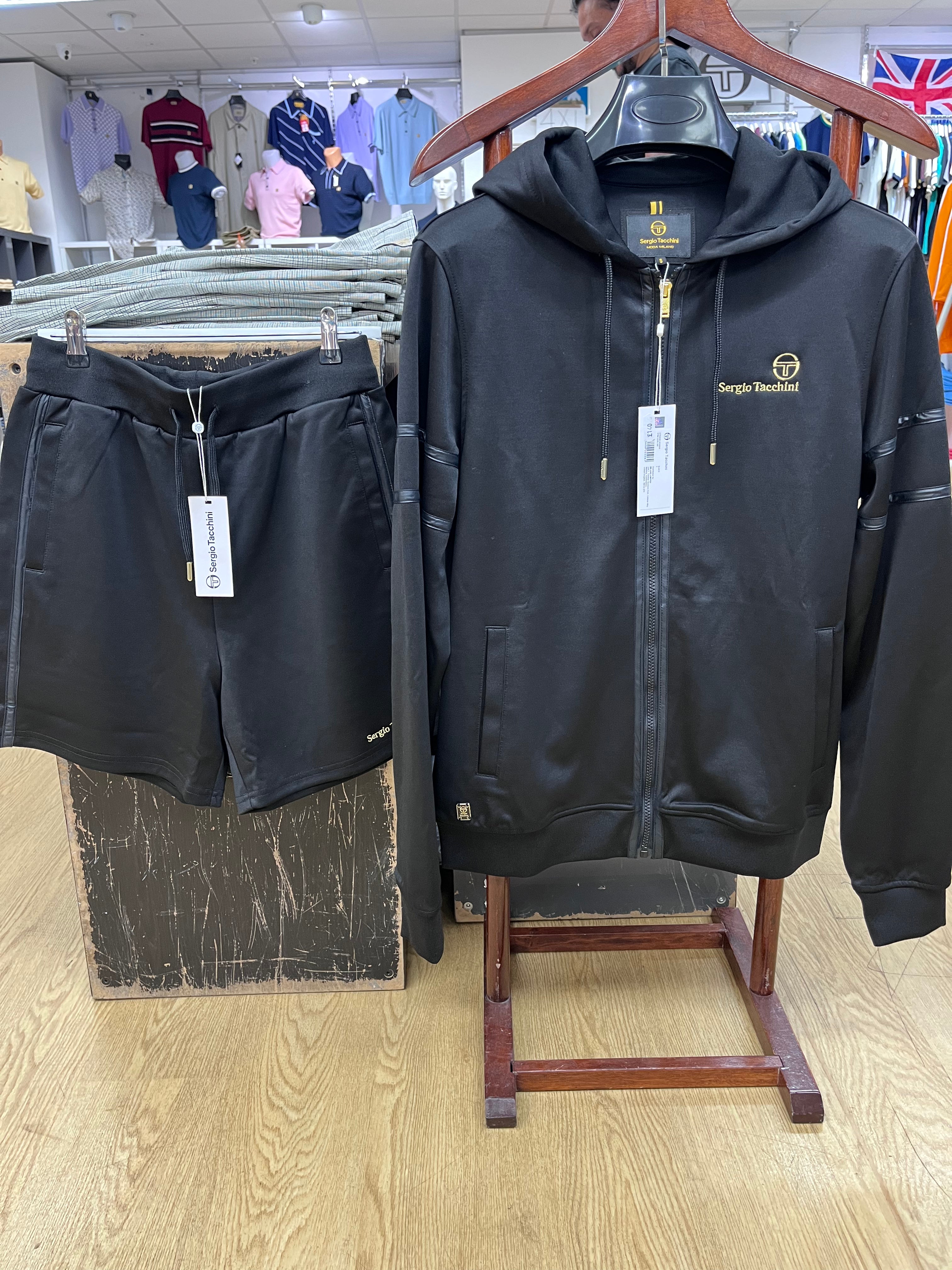 Sergio Tachinni short set