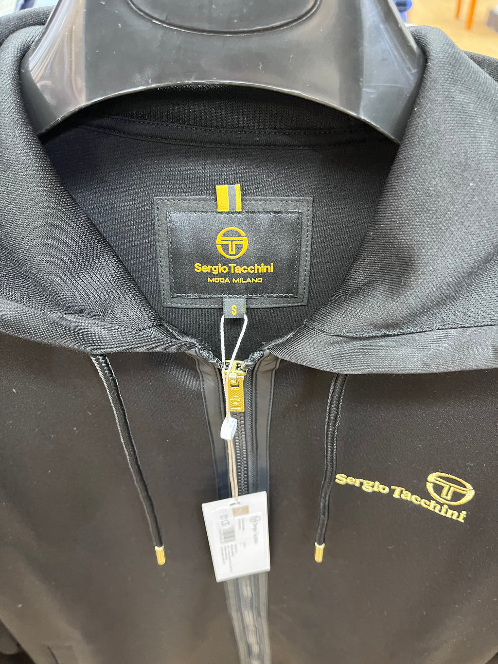 Sergio Tachinni short set