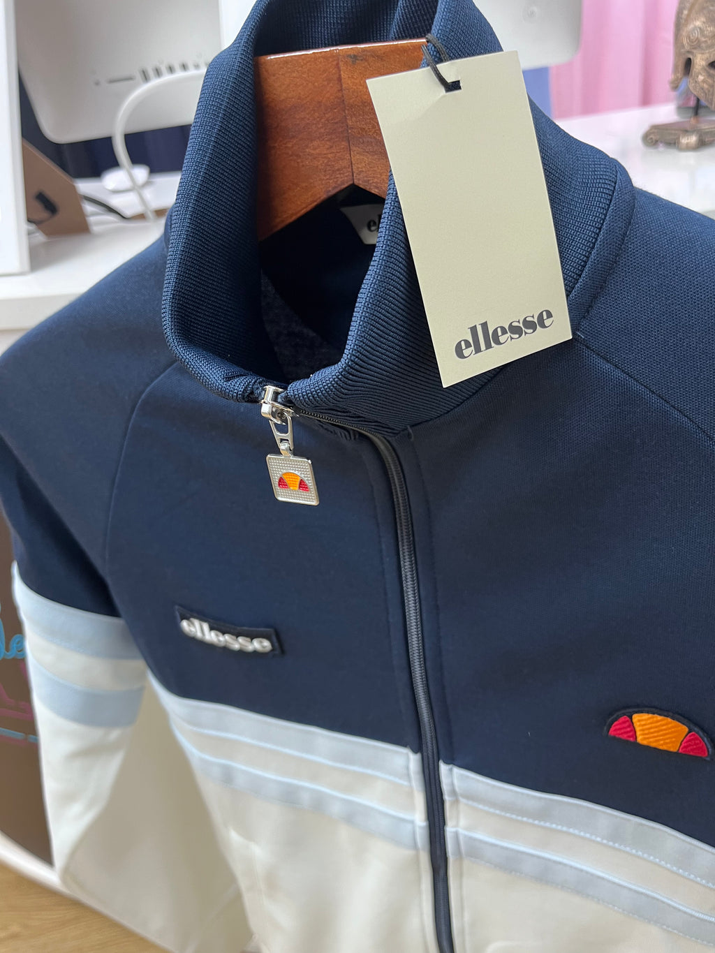 Elesse Rimini track top