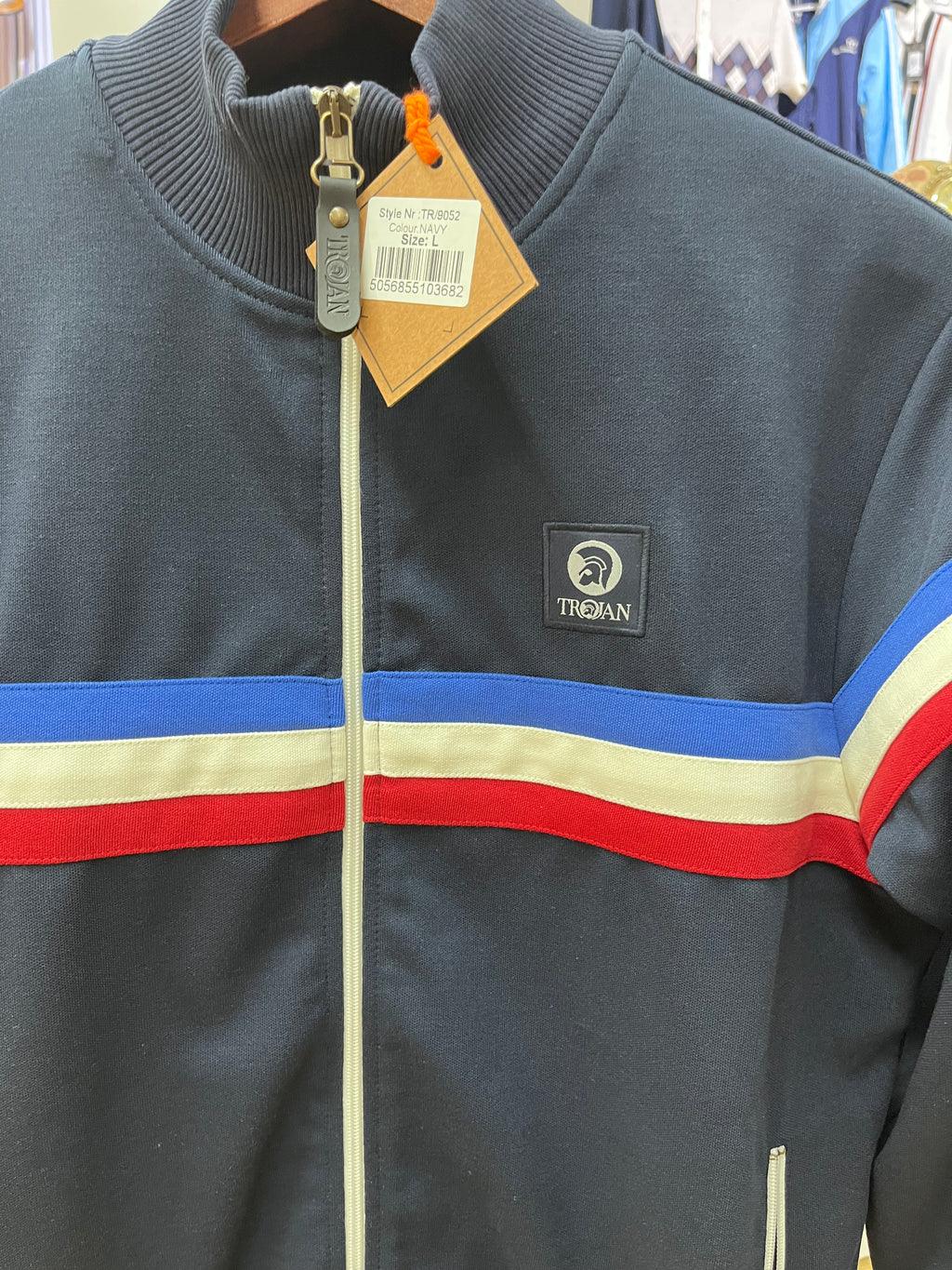 Trogan track top