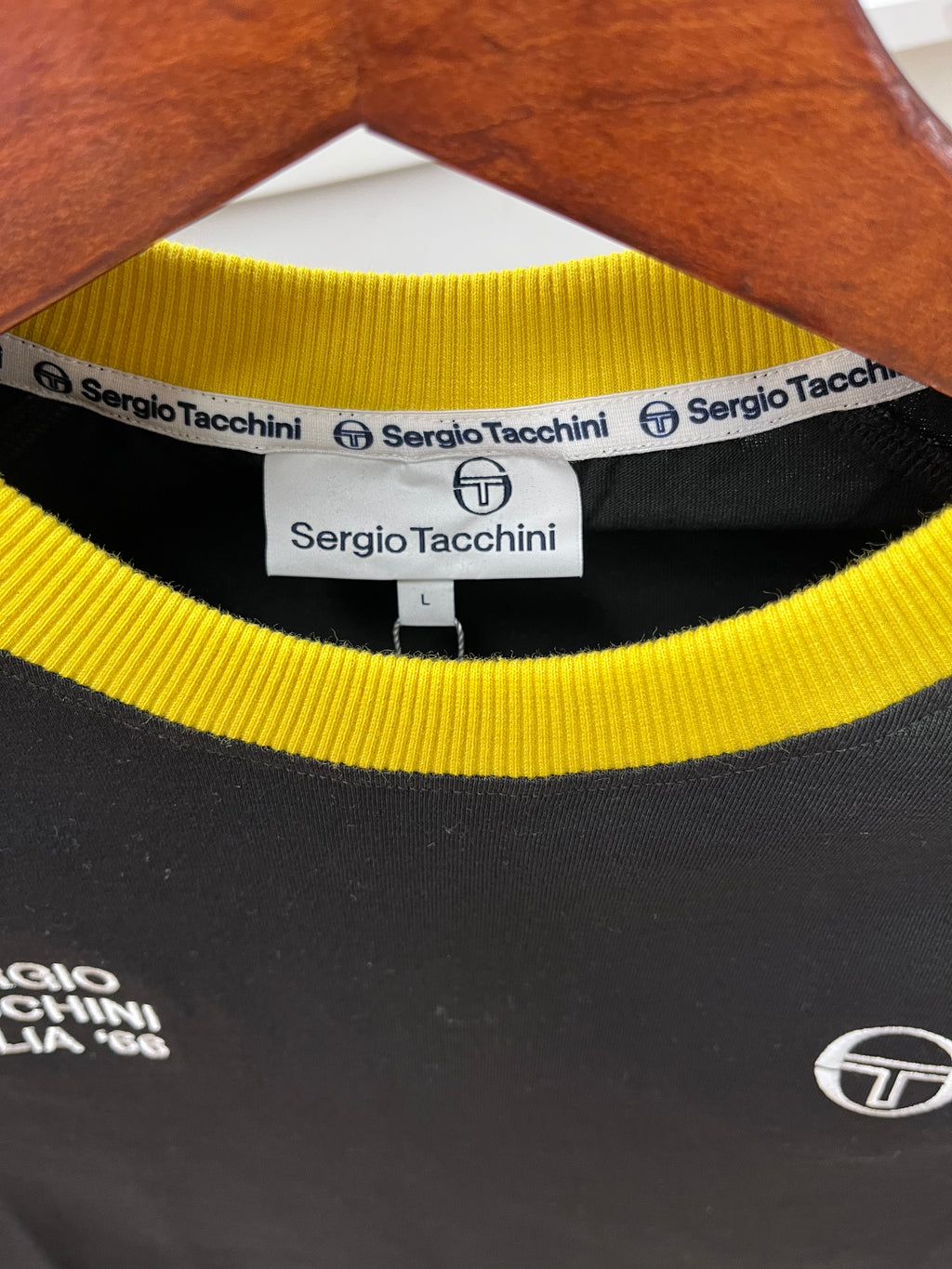 Sergio Tachinni T. shirt