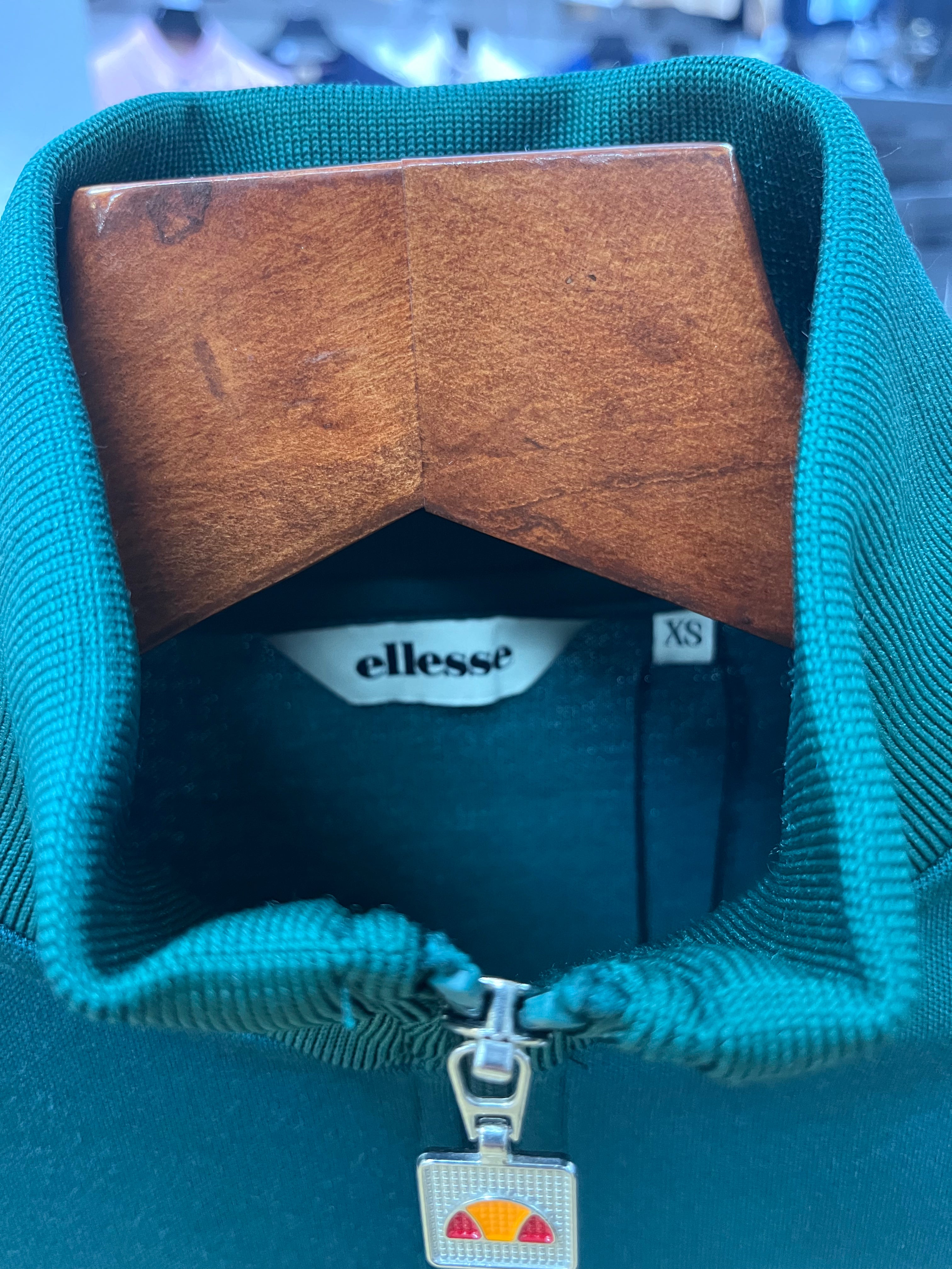 Ellesse track top
